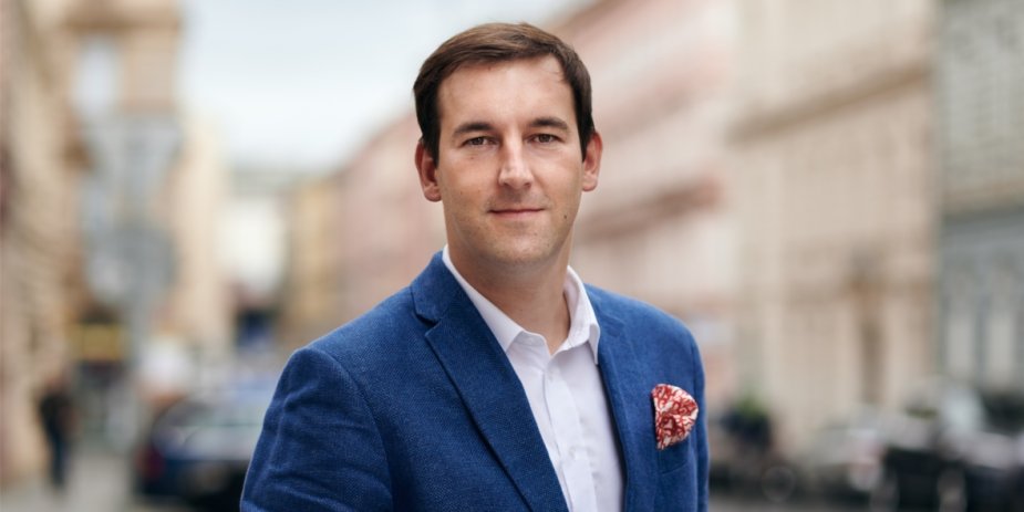 Rozhovor Milana Kratiny pre CzechCrunch v „Prosekárni Halywood“! Rozhovor Milana Kratiny pre CzechCrunch v „Prosekárni Halywood“!