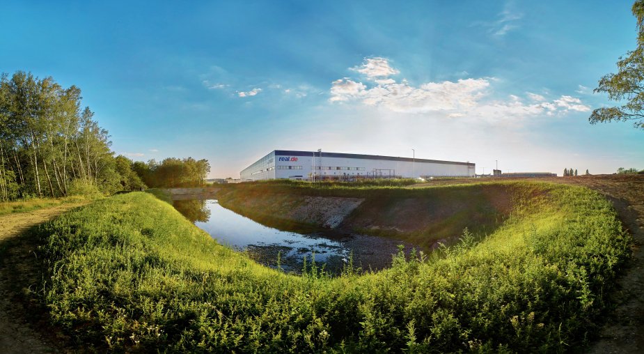Accolade a Panattoni postavili v Chebu nejekologičtější industriální budovu světa. Accolade a Panattoni postavili v Chebu nejekologičtější industriální budovu světa.