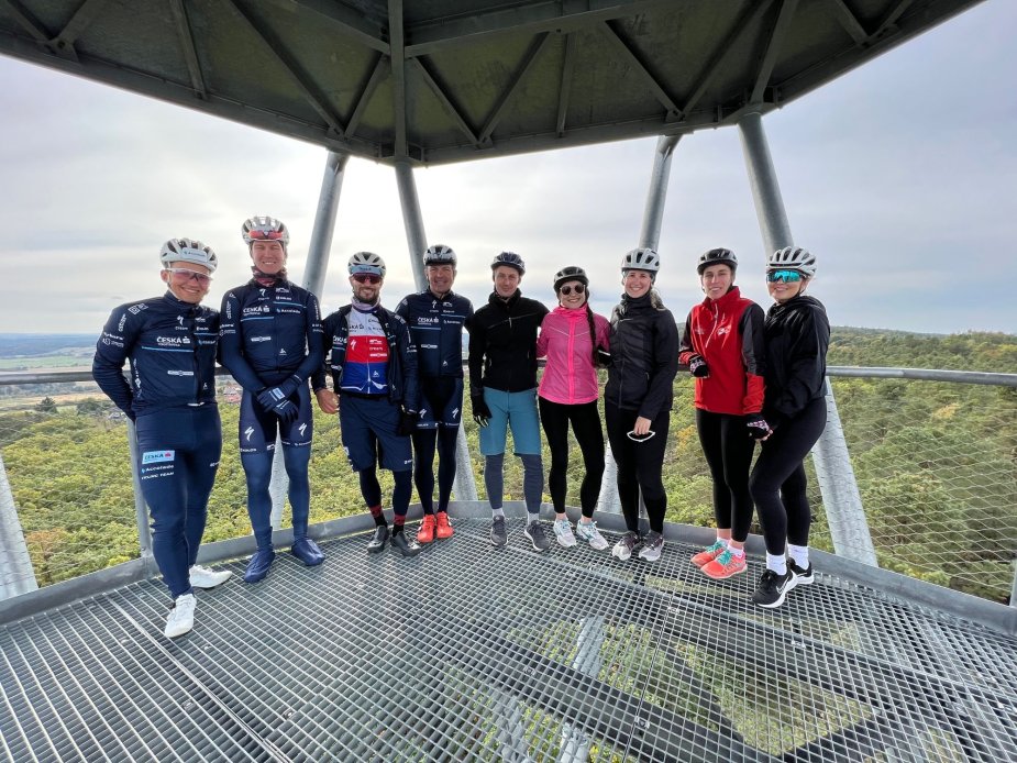 Jeden z nejlepších týmů Duathlon Challenge oslavil svůj úspěch tréninkem s profesionály! Jeden z nejlepších týmů Duathlon Challenge oslavil svůj úspěch tréninkem s profesionály!