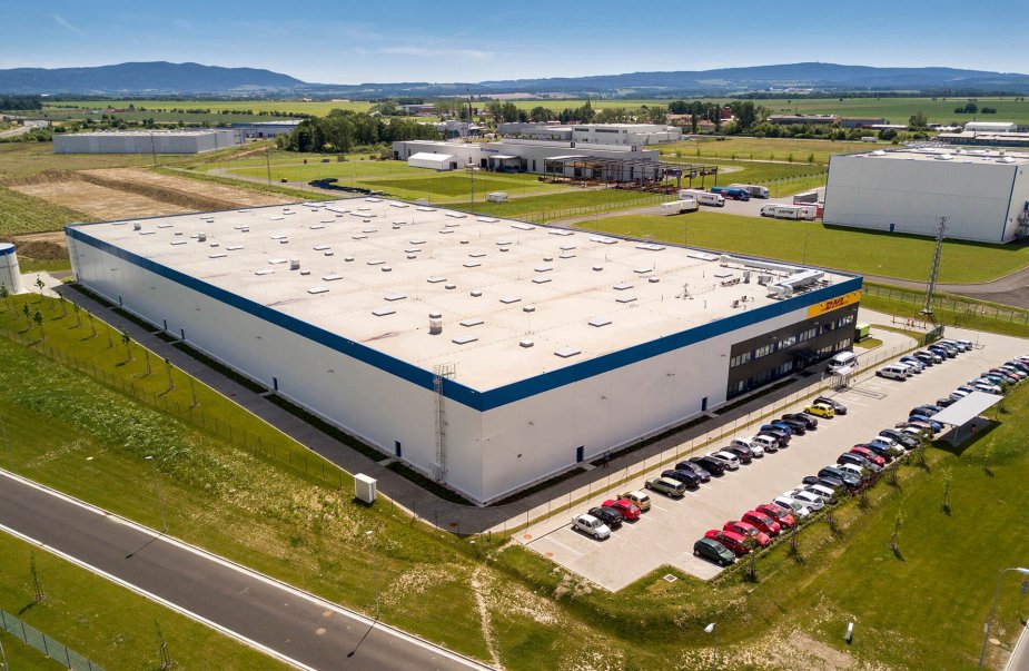Rozšířená budova DHL pro Estée Lauder v Chebu bude mít hodnotu 800 milionů korun Rozšířená budova DHL pro Estée Lauder v Chebu bude mít hodnotu 800 milionů korun