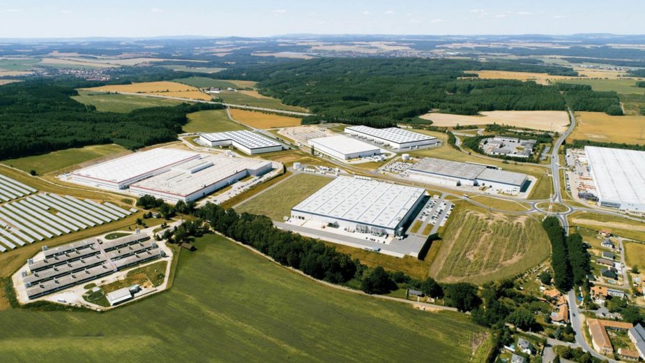 Billion investment in industrial development in Pilsen. Accolade Fund invested in new production halls in Přeštice and Ostrov u Stříbra