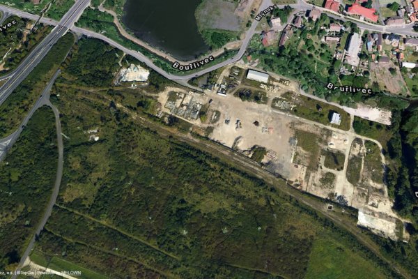 Opuštěnou sklárnu u Teplic nahradí moderní průmyslový areál