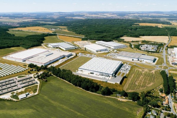 Billion investment in industrial development in Pilsen. Accolade Fund invested in new production halls in Přeštice and Ostrov u Stříbra