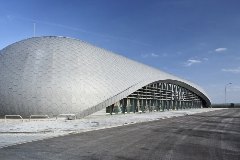 nuestros proyectos incluyen el aeropuerto de Brno