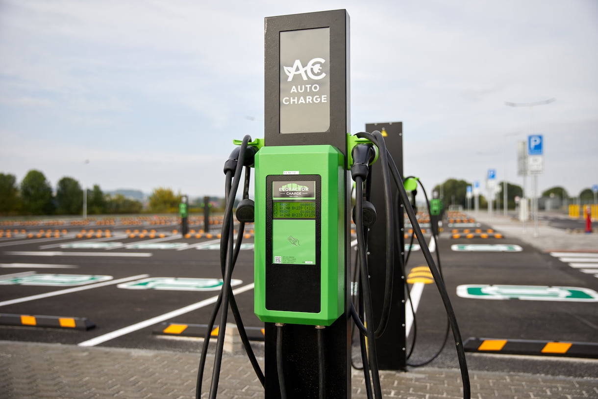 Infrastruktura pro nabíjení elektromobilů Infrastruktura pro nabíjení elektromobilů
