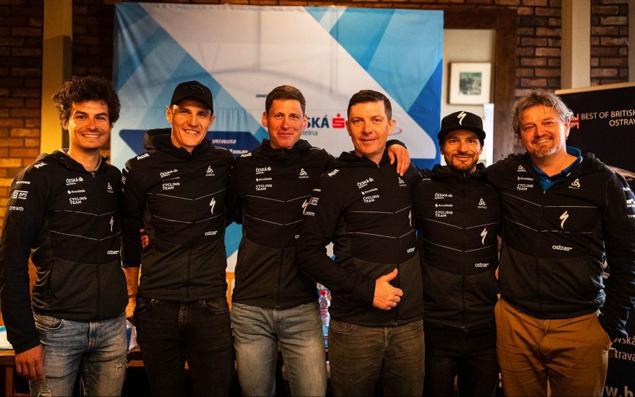 El equipo ciclista Česká spořitelna-Accolade está listo para la nueva temporada