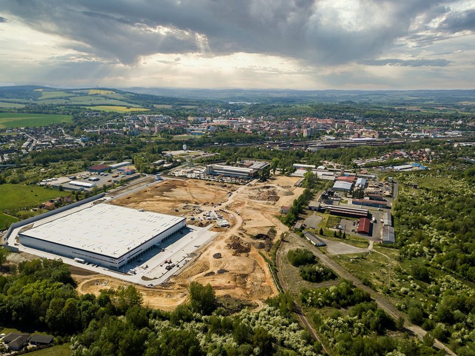 Modernizace průmyslu na Sokolovsku. Skupina Accolade a Sokolovská uhelná podepsaly memorandum o spolupráci.