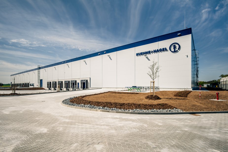 Kuehne+Nagel toma posesión de las instalaciones finalizadas en el Parque Prague Airport II