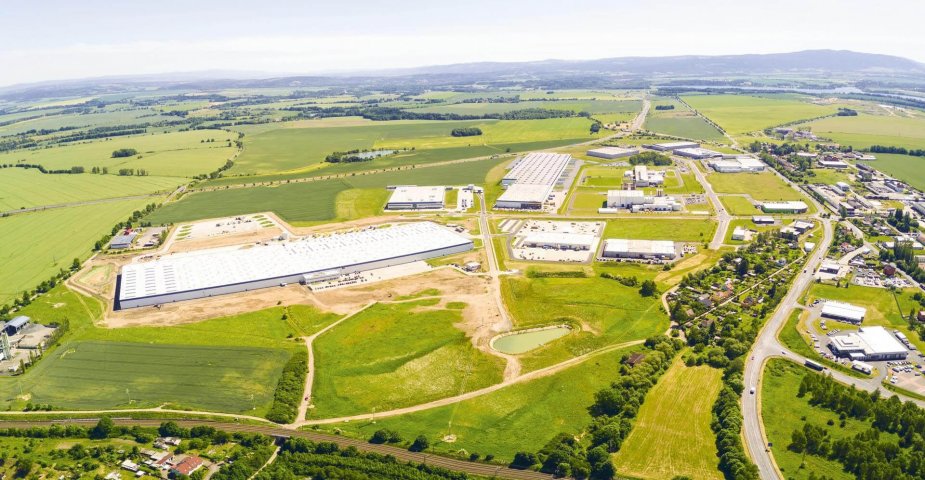 Greenest and friendliest industrial building of the year now built in Cheb. It even has a lizard refuge Greenest and friendliest industrial building of the year now built in Cheb. It even has a lizard refuge