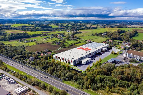 Kompanije Conseq i Accolade dovršili su akviziciju industrijske zgrade od 7R u Poljskoj