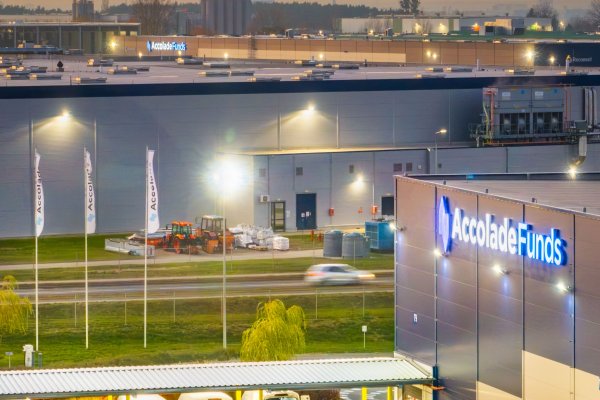 Największe refinansowanie portfela nieruchomości przemysłowych na rynkach regionalnych. Accolade Industrial Fund zabezpiecza finansowanie z Aareal Bank