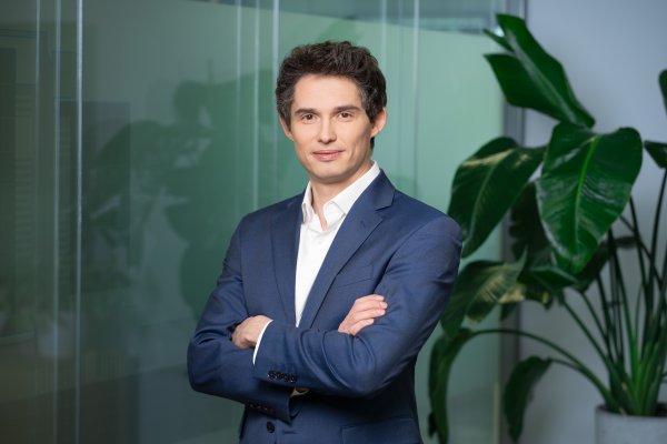 Accolade wzmacnia obszar transformacji i innowacji. Mirosław Gromek w nowej roli