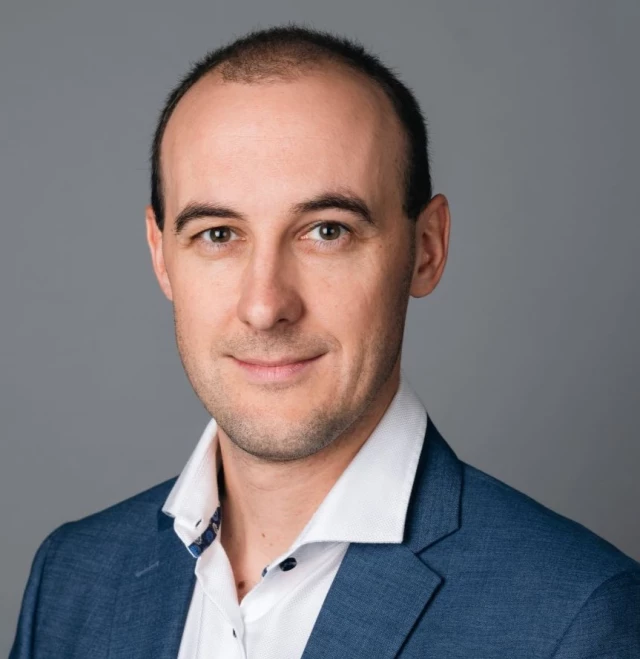 Lease contact person